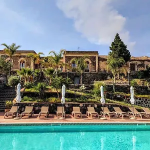 Casina Dell'etna , Ragalna Italië